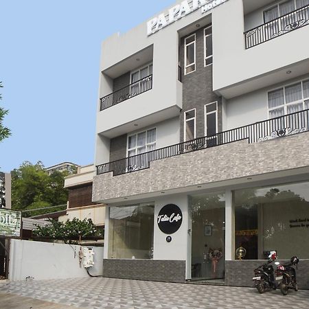 Super Oyo Capital O 92066 Papakoel Hotel & Cafe 메단 외부 사진