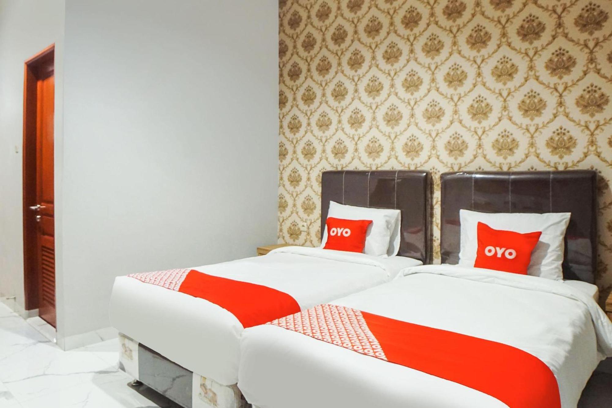 Super Oyo Capital O 92066 Papakoel Hotel & Cafe 메단 외부 사진