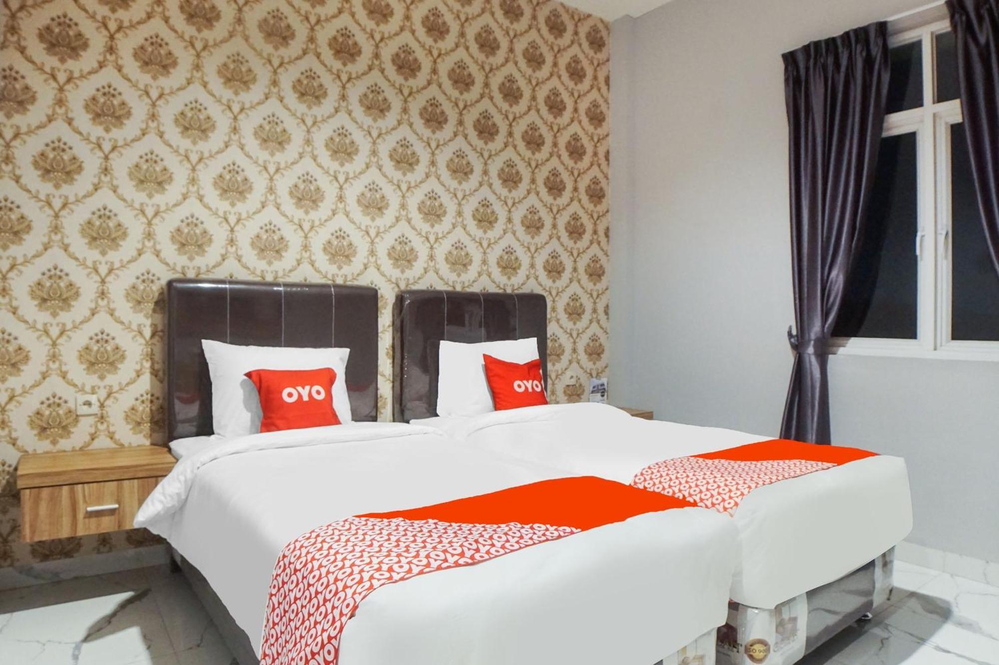 Super Oyo Capital O 92066 Papakoel Hotel & Cafe 메단 외부 사진