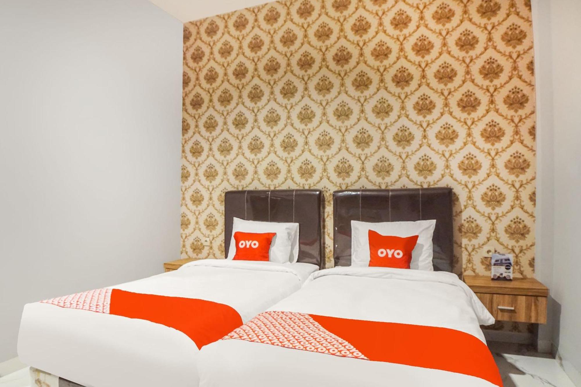 Super Oyo Capital O 92066 Papakoel Hotel & Cafe 메단 외부 사진